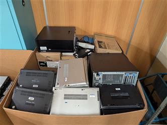 💻📦 Lot d’ordinateurs, portables, serveurs, moniteurs et imprimantes