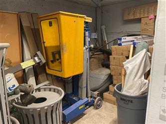 🏗️⬆️ Nacelle Élévatrice UpRight — Plateforme 300 lb | Hydraulique 